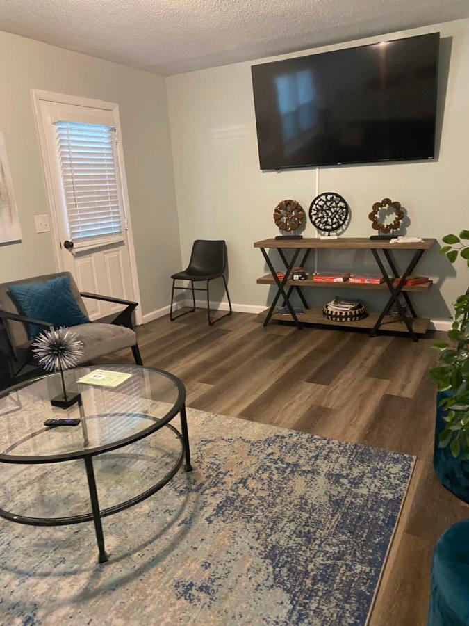 Hhi Homes- Newly Renovated Cozy Modern Pet-Friendly Villa-Ideal Location هيلتون رئيس جزيرة المظهر الخارجي الصورة