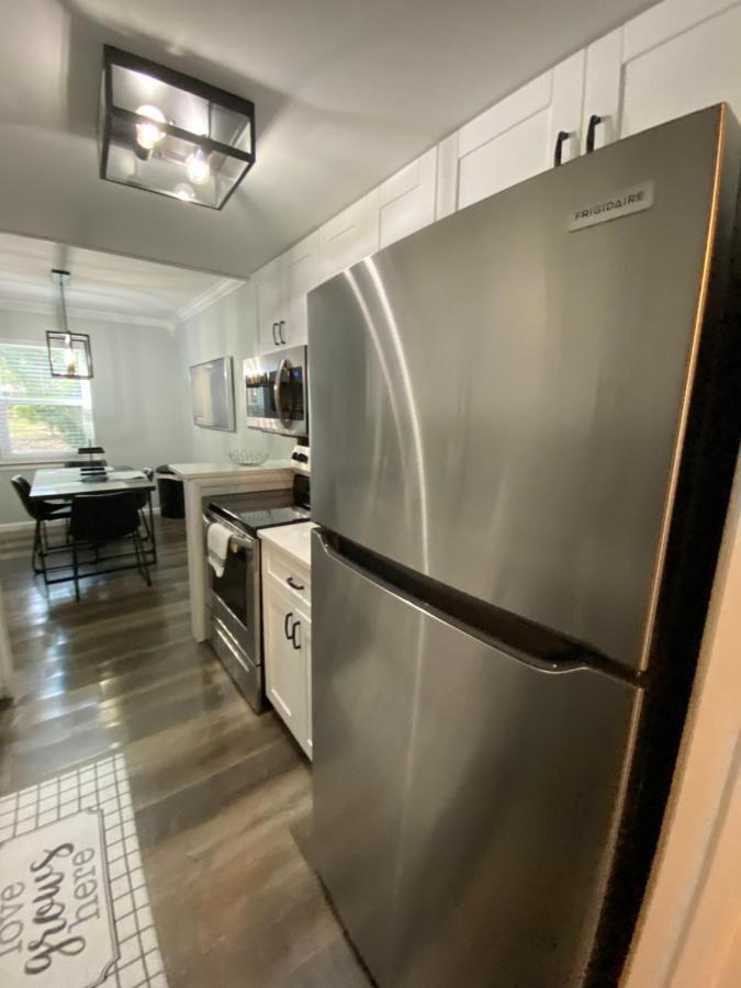 Hhi Homes- Newly Renovated Cozy Modern Pet-Friendly Villa-Ideal Location هيلتون رئيس جزيرة المظهر الخارجي الصورة