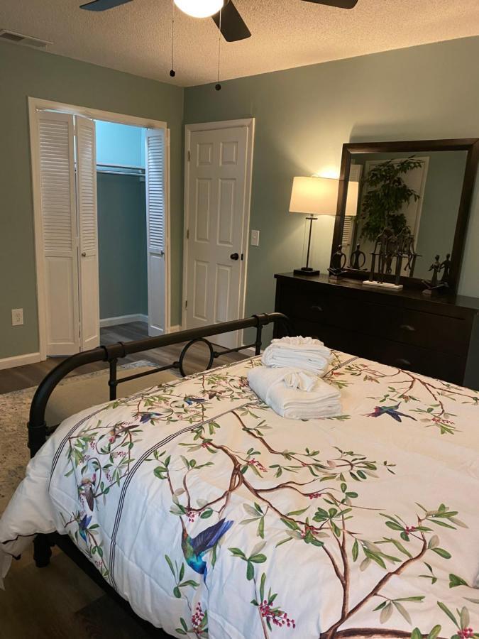 Hhi Homes- Newly Renovated Cozy Modern Pet-Friendly Villa-Ideal Location هيلتون رئيس جزيرة المظهر الخارجي الصورة